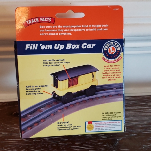 2001 Lionel Fill'um Up Box Car Brand New! - Picture 2 of 3